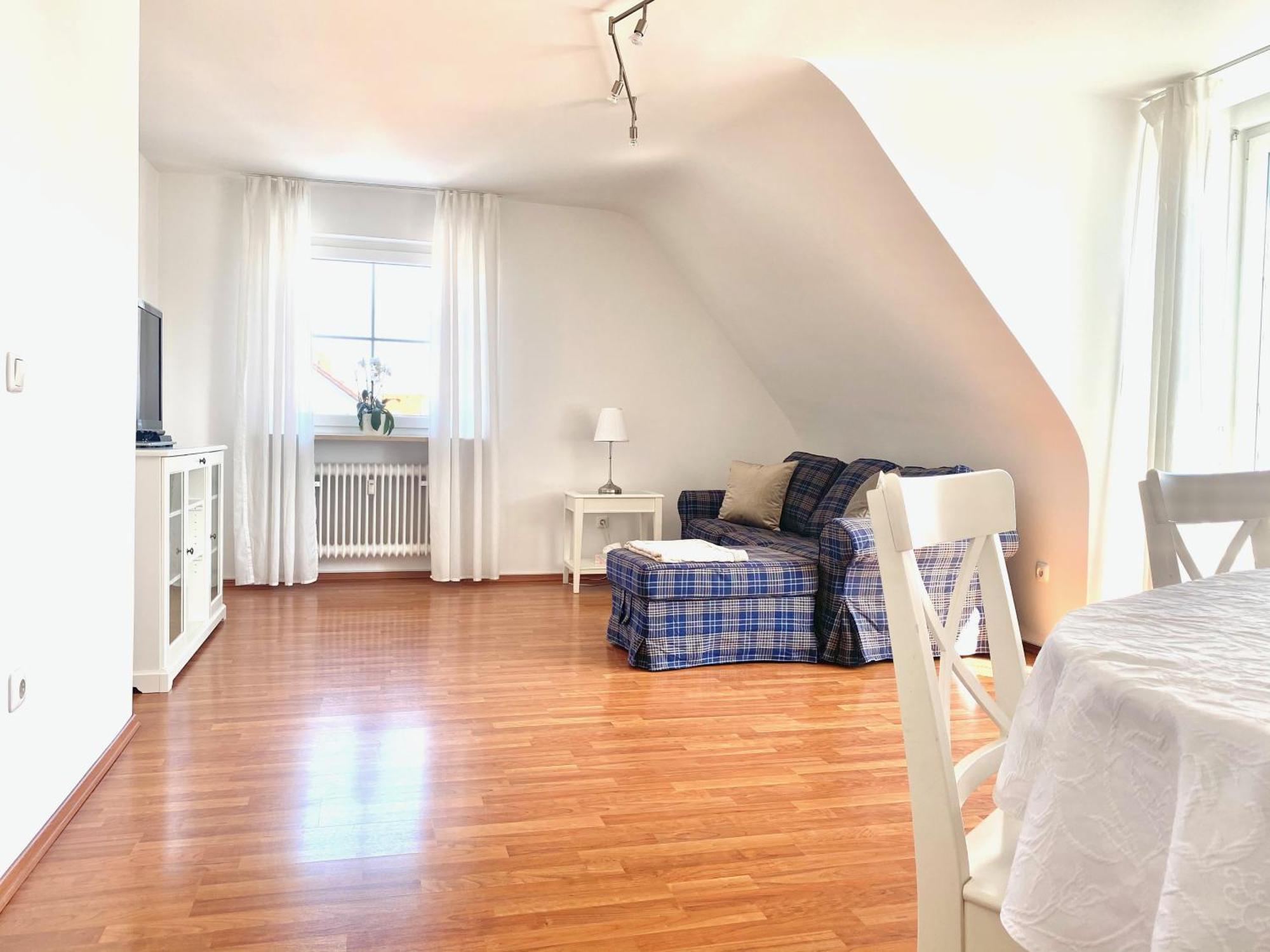 Super Zentral Begehrte Wohnlage Parkplatz Vor Haus Apartment Нюрнберг Екстериор снимка